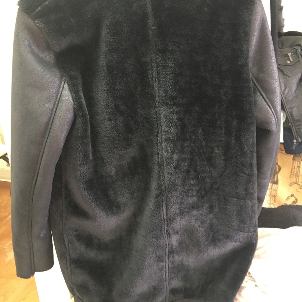 Zara Fur DONATE TO CHARITY - Picture 5 of 5